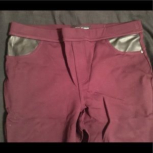 Maroon DKNY Leggings w/Pockets
